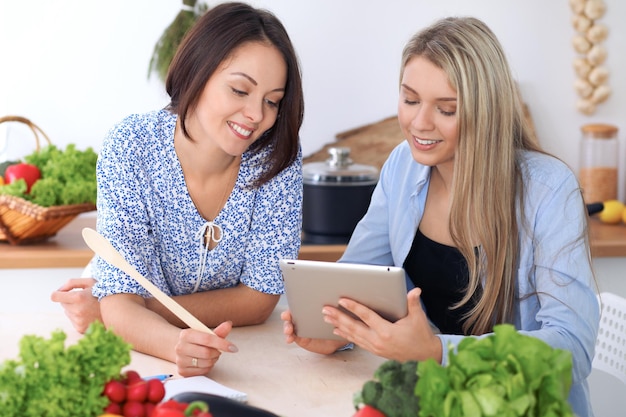 Kontakt i współpraca kulinarna